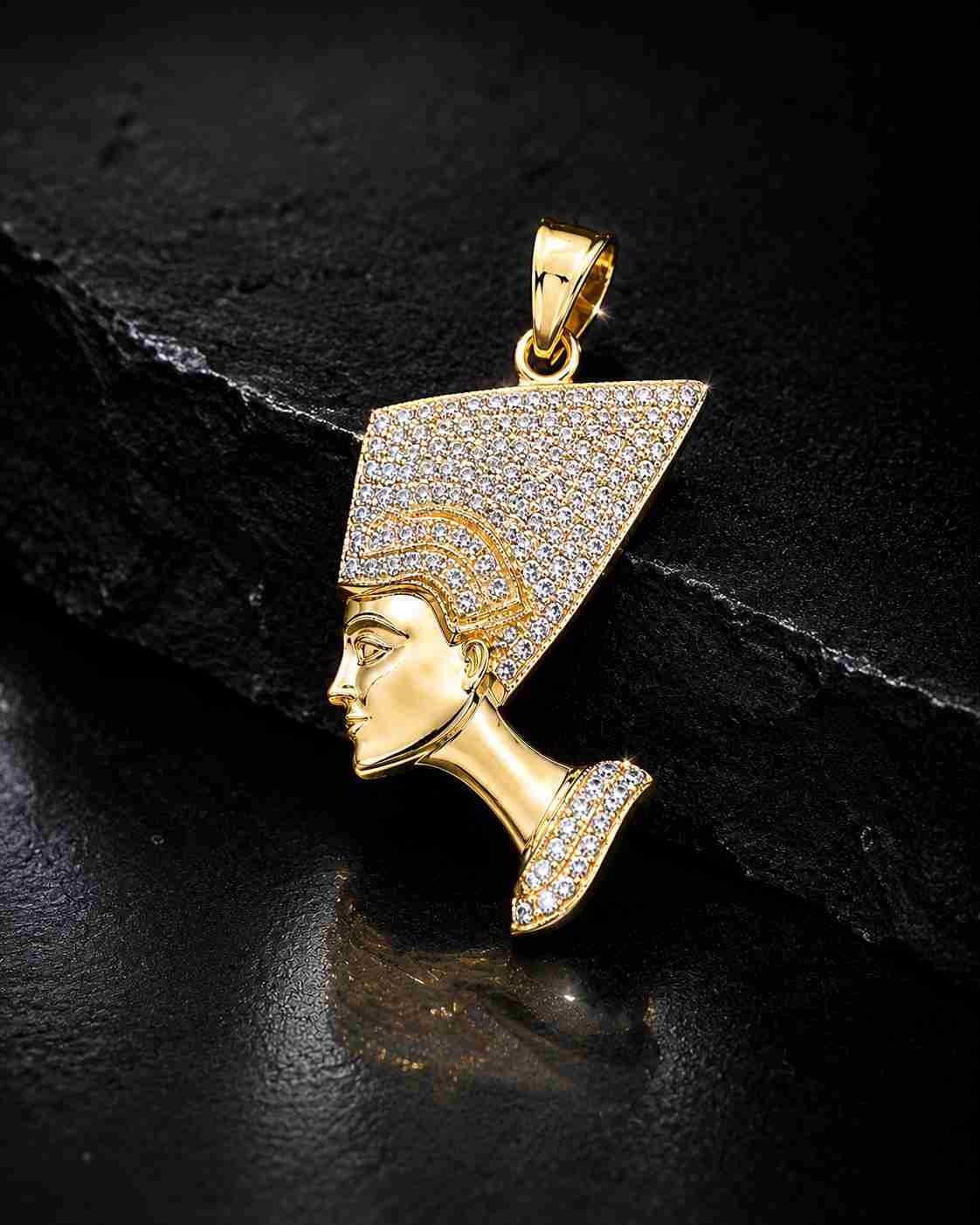 Queen Nefertiti Pendant