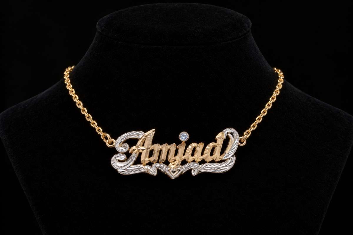Name Plate Pendant - Image Main