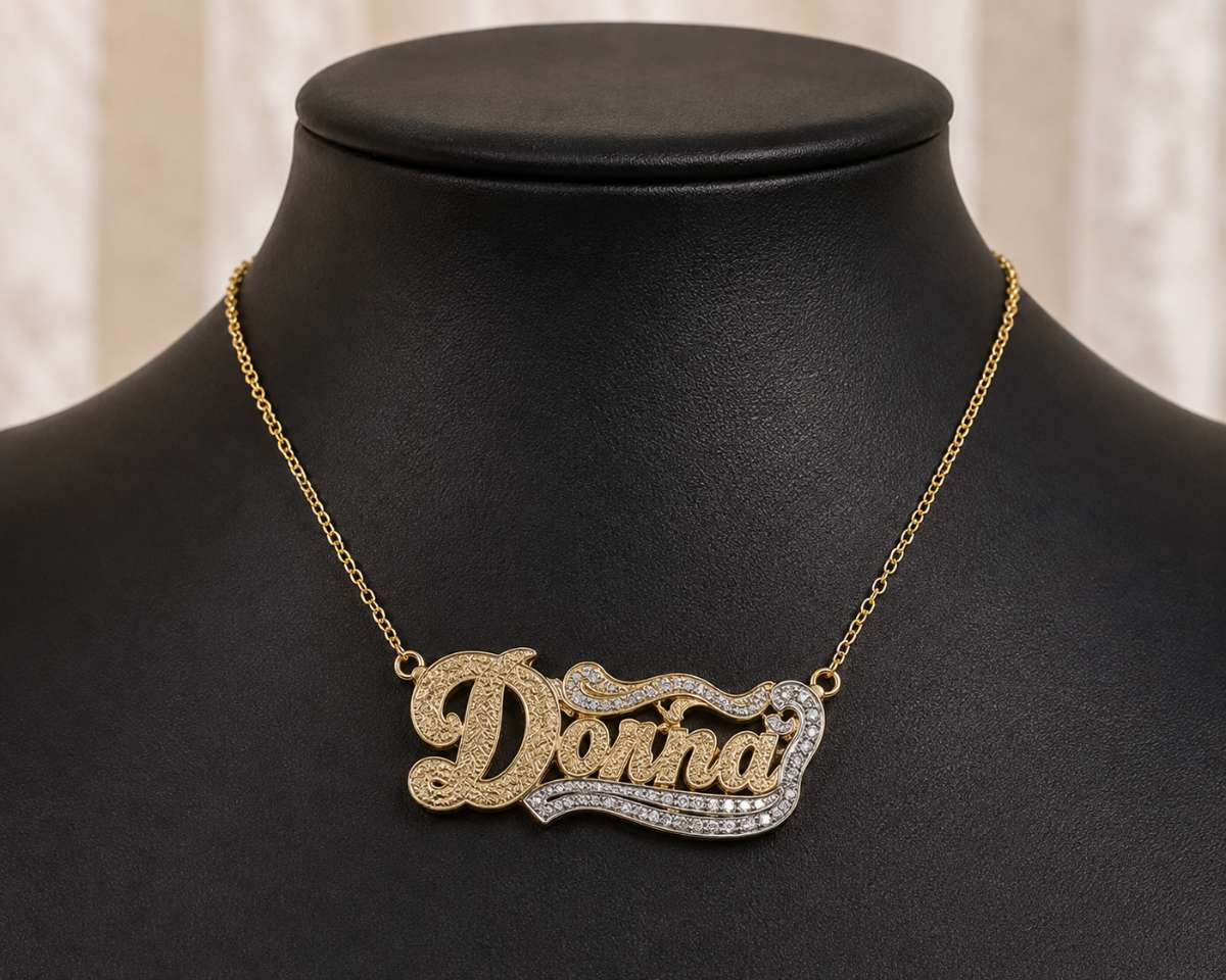 Name Plate Pendant - Image Main