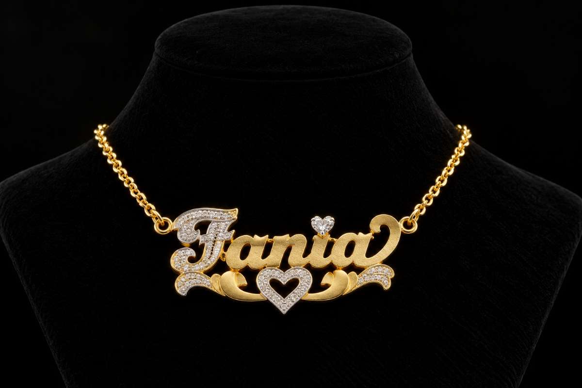 Name Plate Pendant - Image Main