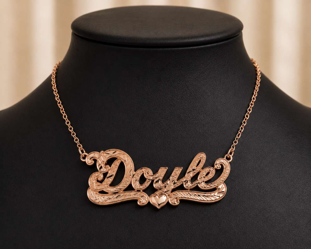 Name Plate Pendant - Image Main