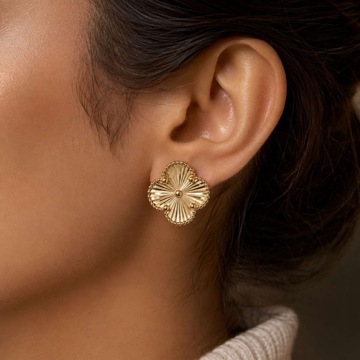 Van Cleef & Arpels Earring - Image 3