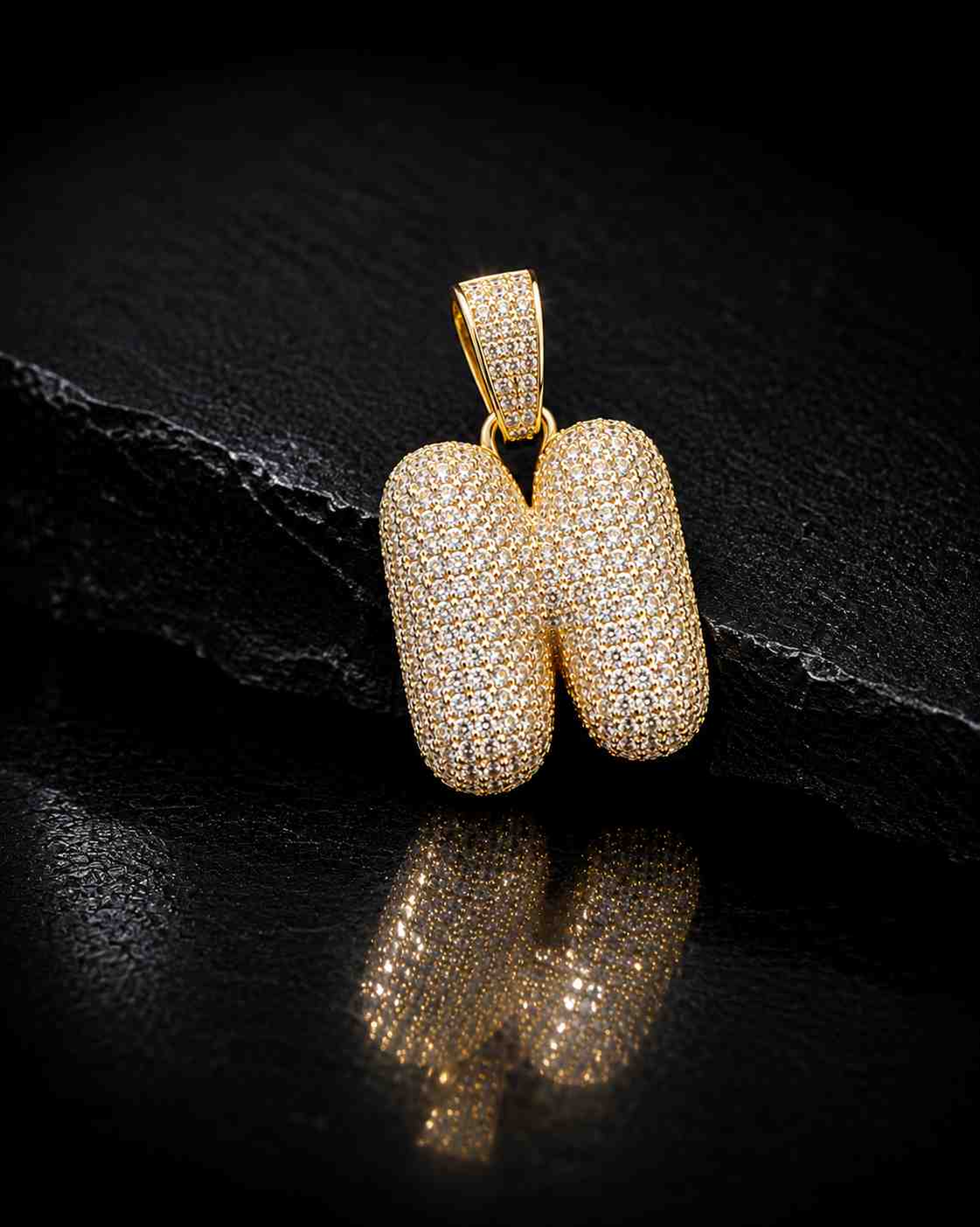 'N' pendant