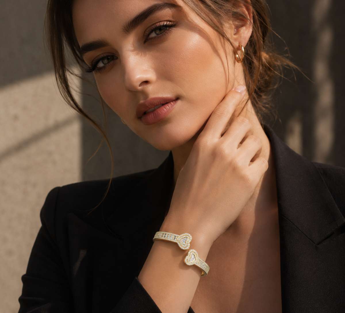 Baguette and Round Czs Heart Bangle - Image 2
