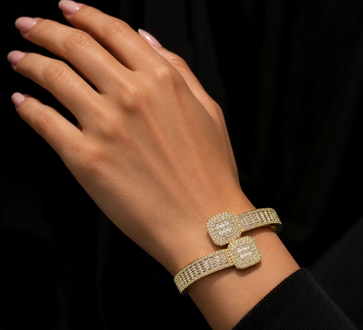 Crossover Bypass Bangle in Gold Color - Image 2
