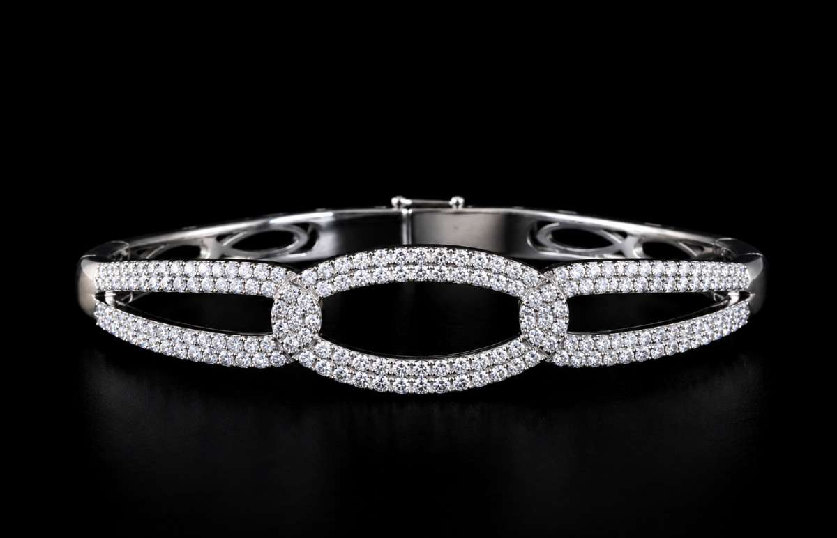 Bangle in Silver - Image Main