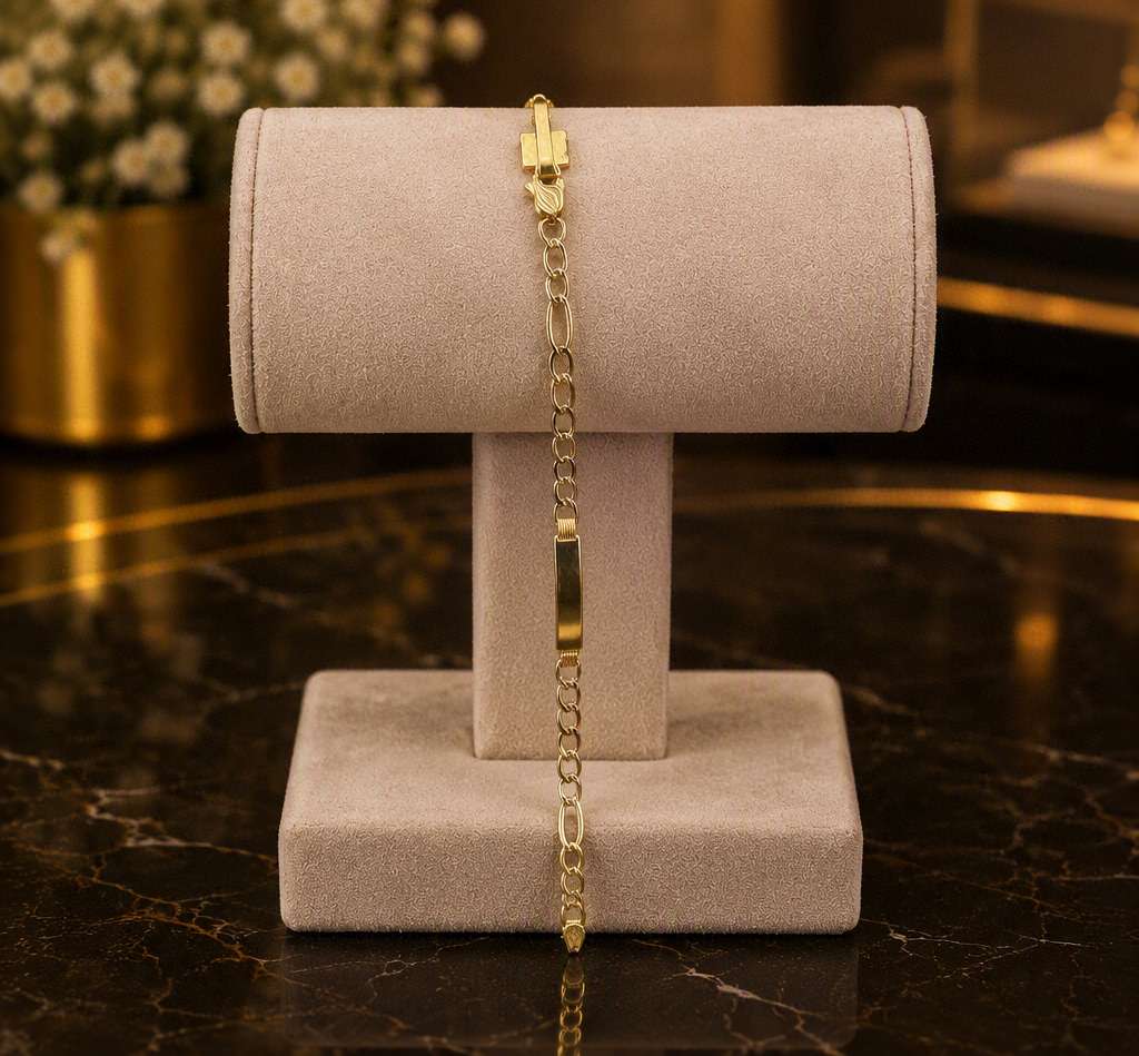 Figaro Gold Chain Mini Bracelet - Image Main